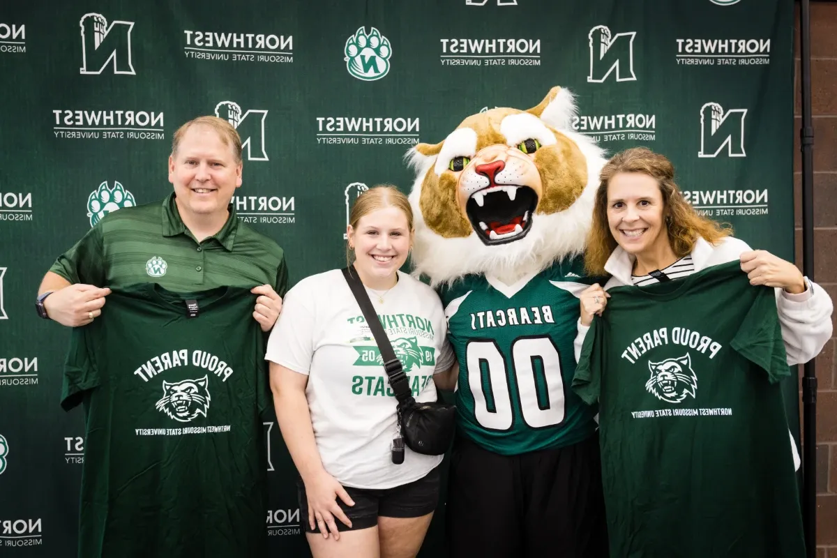 Take a picture with your family and Bobby Bearcat. Show off the new swag!